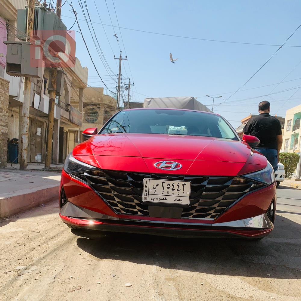 هیوندای ئەلەنترا